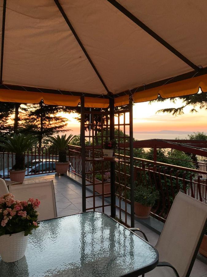 Апартаменты Casa La Tetipa Вико-Экуенсе Экстерьер фото