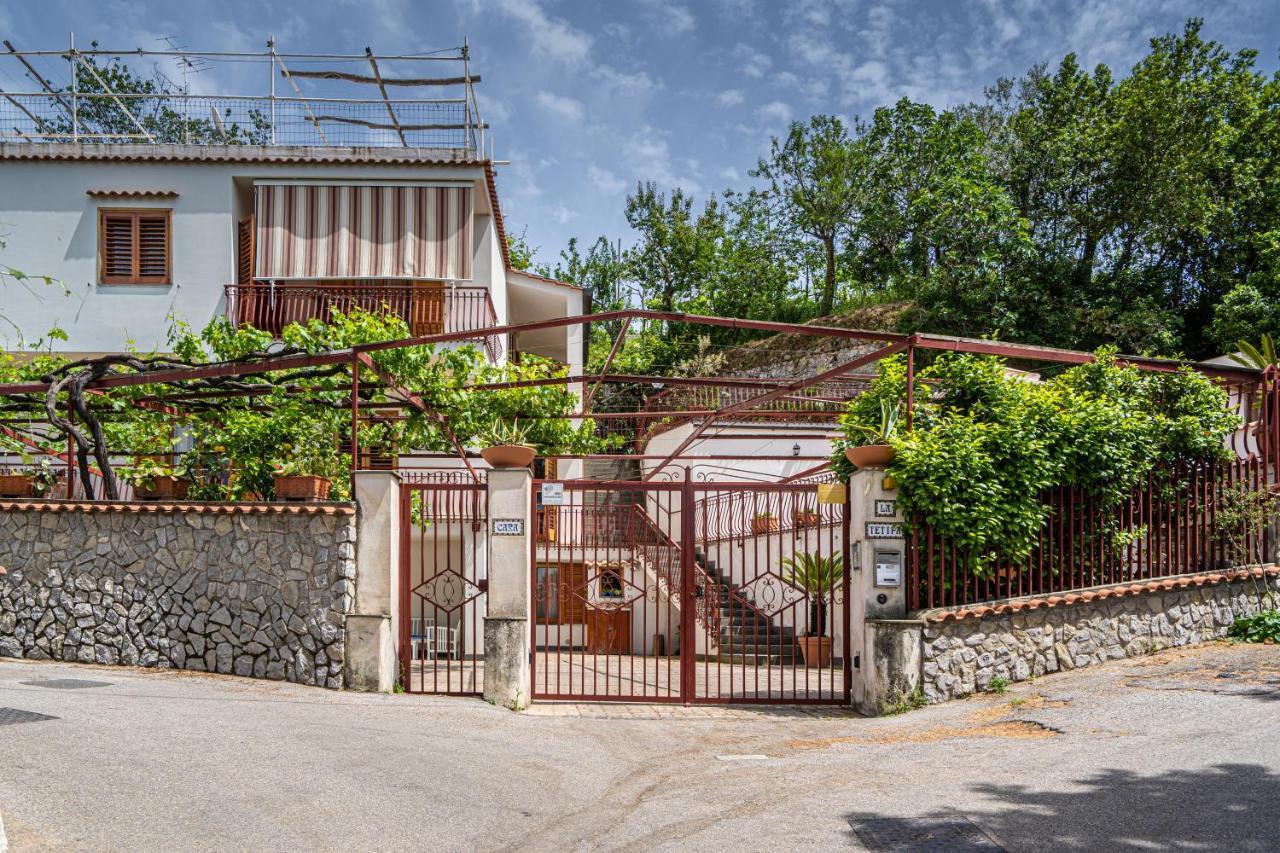 Апартаменты Casa La Tetipa Вико-Экуенсе Экстерьер фото